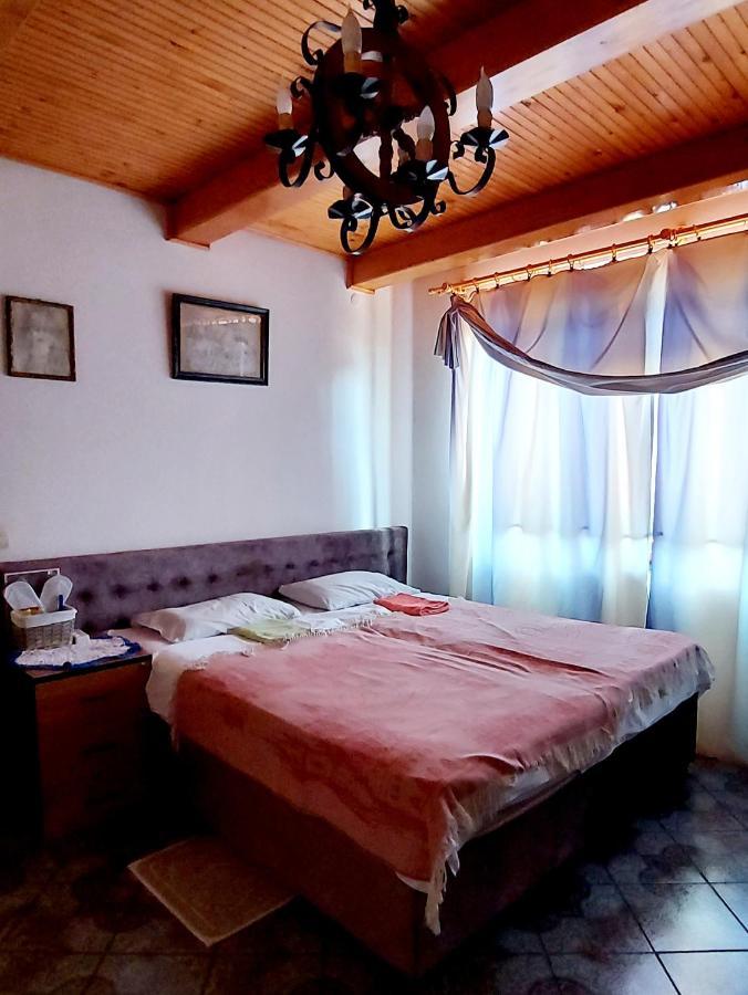 Guest House Marketti Vynohradiv Exterior foto