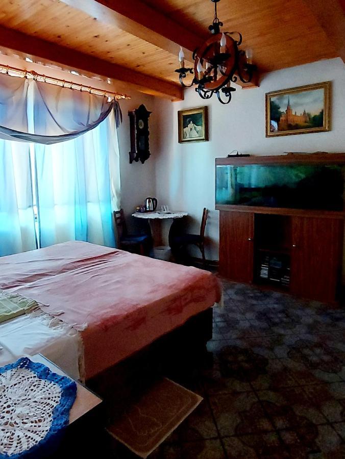 Guest House Marketti Vynohradiv Exterior foto