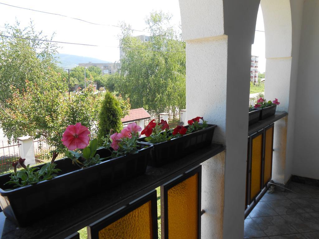 Guest House Marketti Vynohradiv Exterior foto